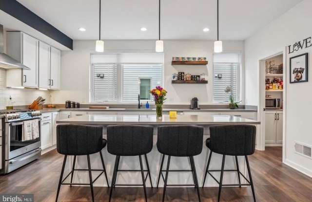 3007 SUNRISE WALK Gallery 2