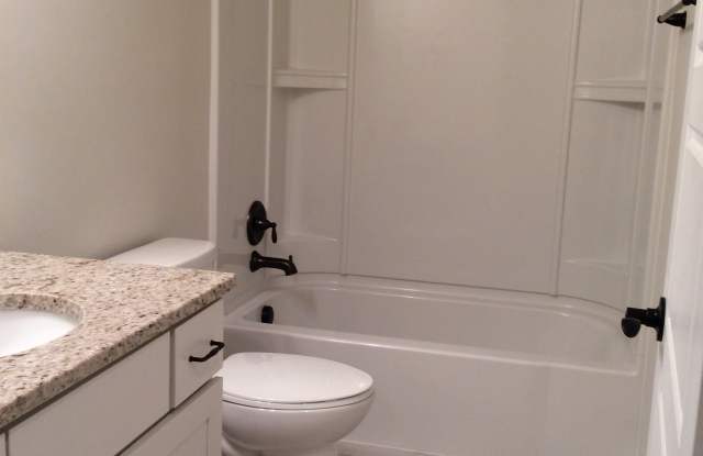 2730 Helmsdale Circle Gallery 4