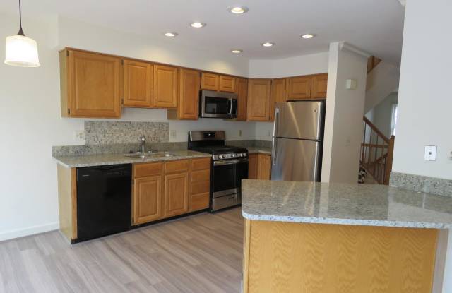 12703 DOGWOOD HILLS LANE Gallery 2