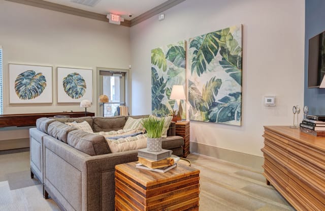Harlow Spring Cypress Gallery 3