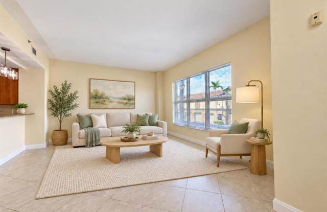 2633 NE 14th Ave th 109, Wilton Manors, FL 33334 Gallery 3