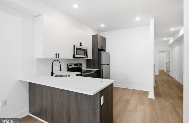 2253 N 12TH Street Gallery 4