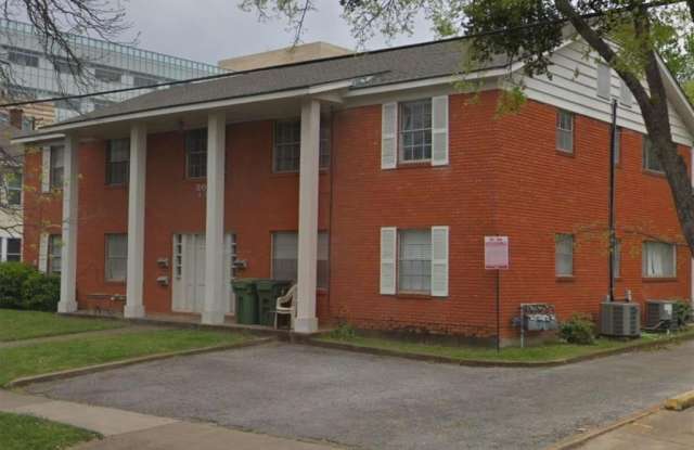 308 College Street - 308 College Street, Arlington, TX 76010