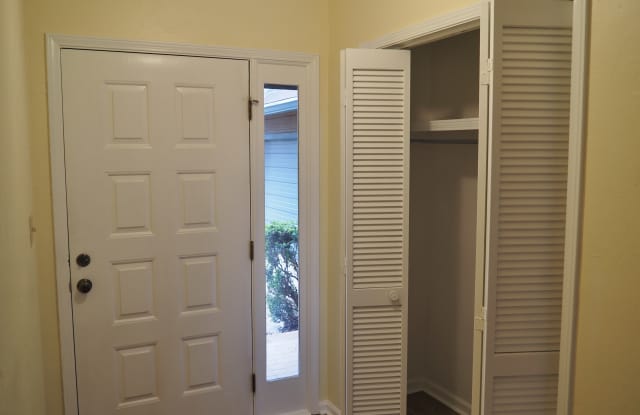 6742 Alan-a-dale Trail photos photos