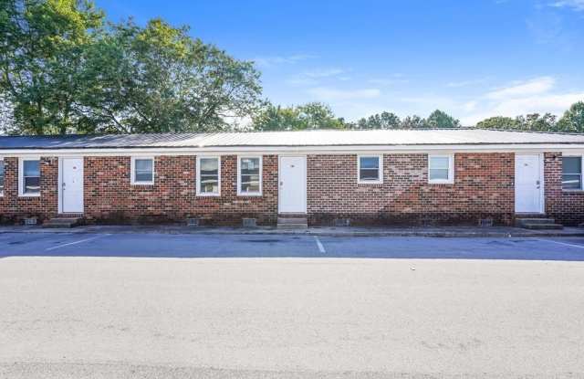 500 Skyline Dr - 100 photos photos