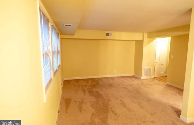 8631 GEREN RD #29-2 Gallery 4