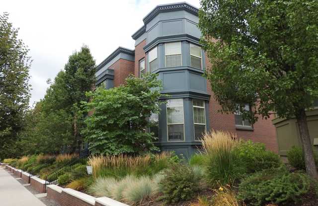Central Park Home For Rent! Corner Unit! photos photos