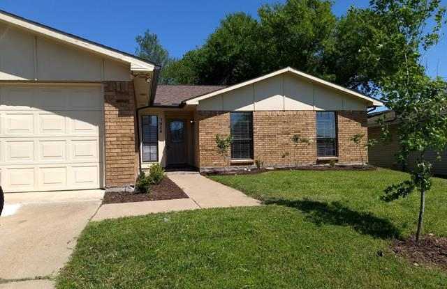 7404 Buttonwood Drive Gallery 2