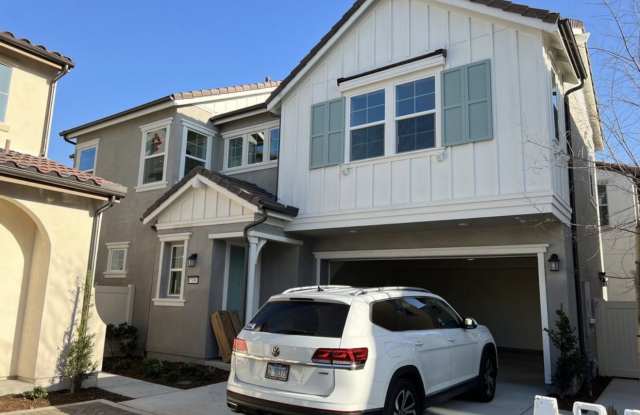 7338 Wisteria Lane photos photos