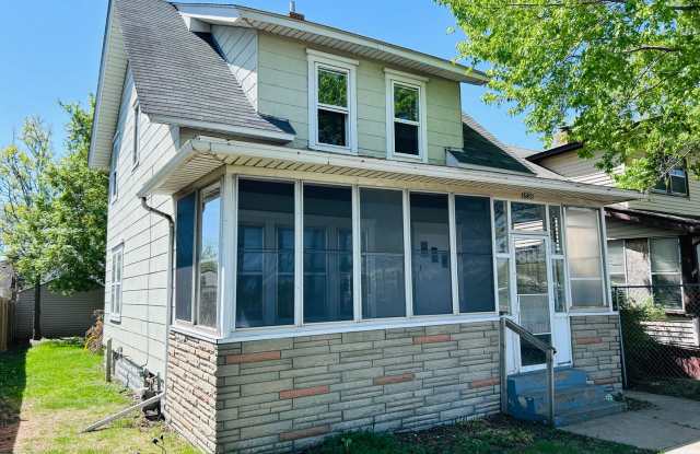Great 3 Bedroom Home Near Whole Foods and Allianz Field! photos photos