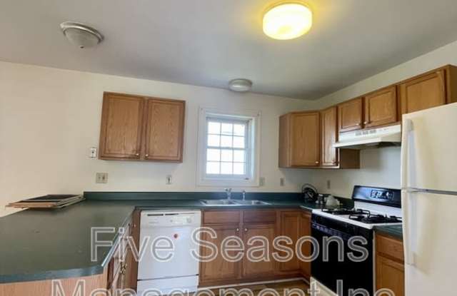 85 Manhattan Drive - 2 Gallery 3