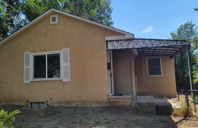 2 Bedrooms, 1 Bathroom Single Family Home - Available Now! MileStone RES (719) 260-6871 photos photos