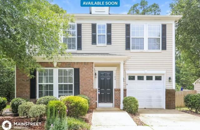 704 Runningbrook Lane - 704 Runningbrook Lane, Rural Hall, NC 27045