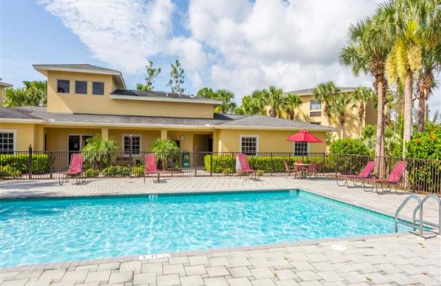 Heron Pond - 55+ Apartments photos photos