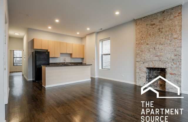 HUGE 2BR/1BA Close to Blue Line photos photos