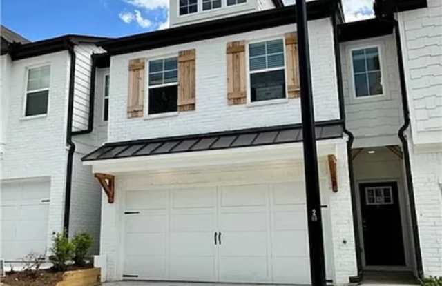 Auburn Rental! - 50 Auburn Valley Way, Auburn, GA 30011