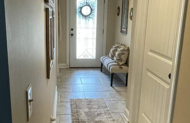 212 Victorian Lakes Drive Gallery 2