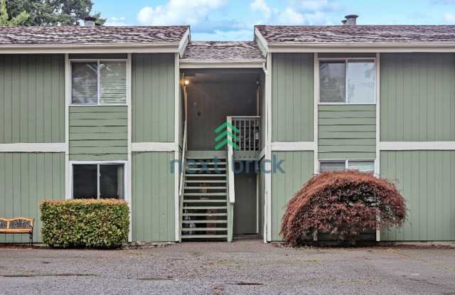 2 BEDS  2 BATH CONDO FOR RENT - 1002 North 195th Street, Shoreline, WA 98133