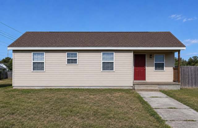 2602 NW Commerce Circle Gallery 1
