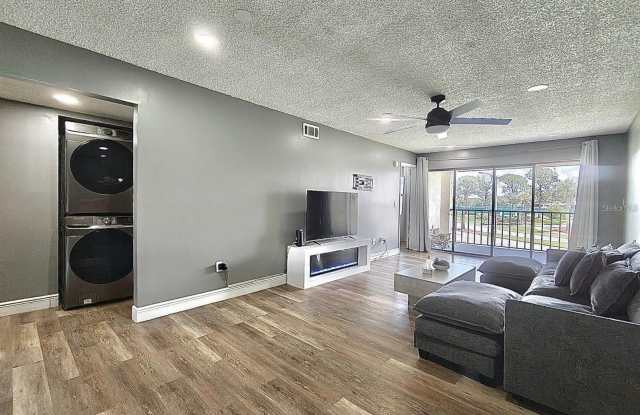 6062 WILLOWPOINTE Circle Gallery 4