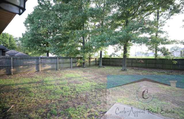 Beautiful 3-Bedroom Home Near Hilltop – Nettleton Schools – Washer/Dryer Connections! Gallery 4