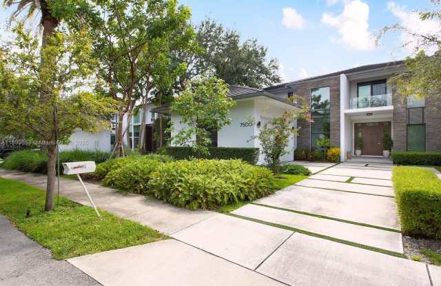 7500 SW 57th Ct photos photos