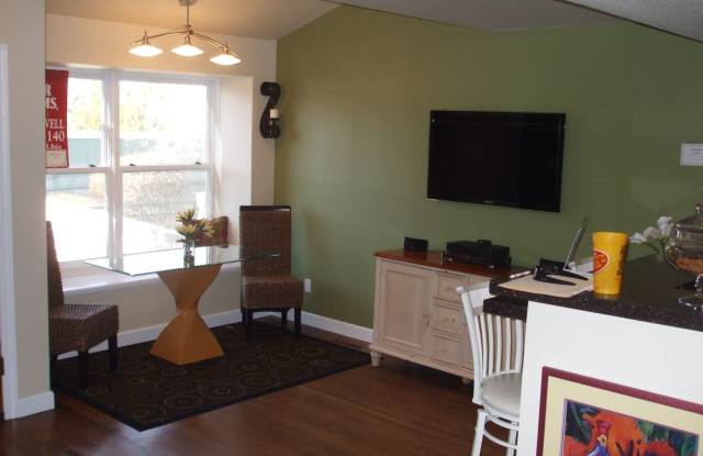7671 S Cove Cir Gallery 3