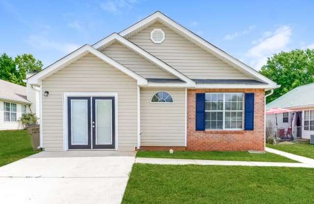 123 Samanthas Way - 123 Samanthas Way, Henry County, GA 30253