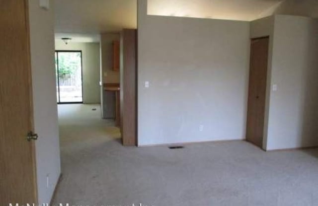 7714 Insel Avenue Gallery 2