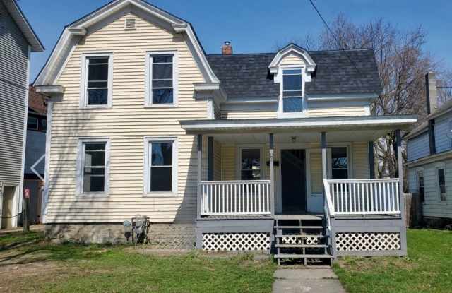 Newly Remodeled City 3-Bedroom Single Family Home photos photos