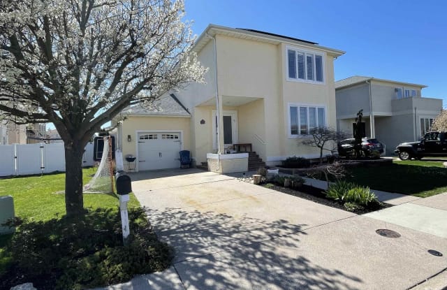 12 Seaside Ct - 12 Seaside Court, Margate City, NJ 08402