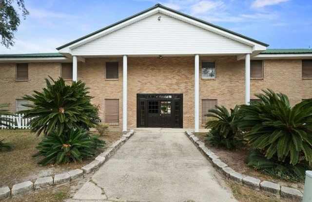 756 GAUSE Boulevard photos photos