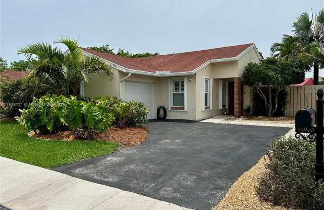 13970 Beechwood Ct photos photos