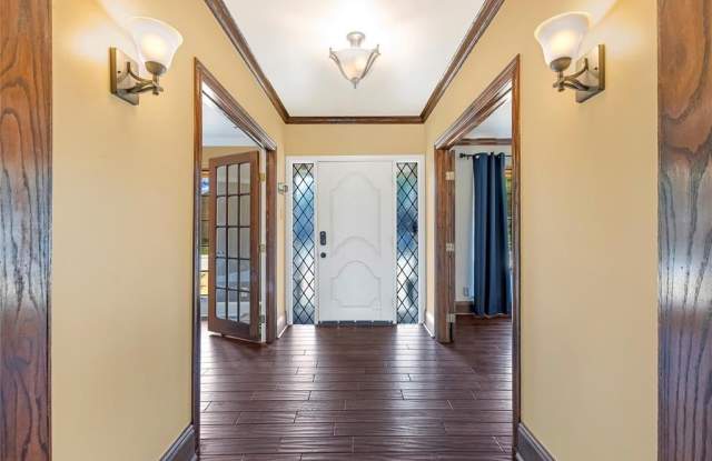 6109 Highgate Lane - 6109 Highgate Lane, Dallas, TX 75214