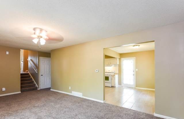13620 Applewood Drive Gallery 3
