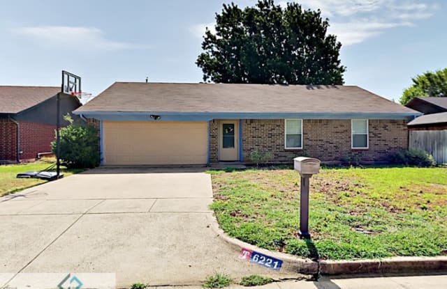 6220 Hott Springs Drive - 6220 Hott Springs Dr, Arlington, TX 76001