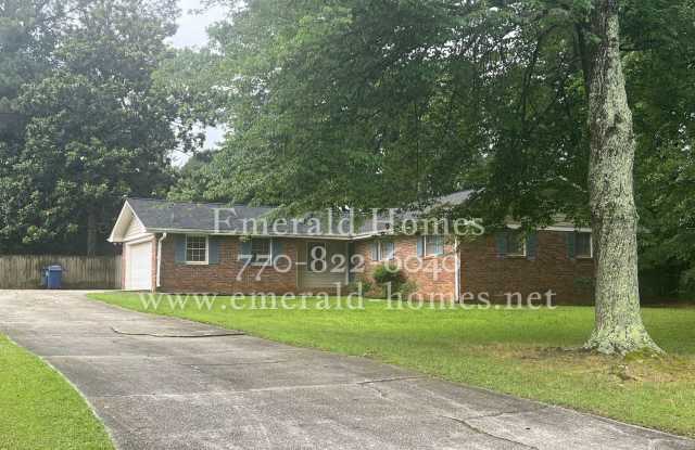 !!!WARNING: AVOID SCAMS CONFIRM RENTAL AT 770-822-6040!! NOW AVAILABLE!!! Ranch 3 bedroom house with a garage! photos photos