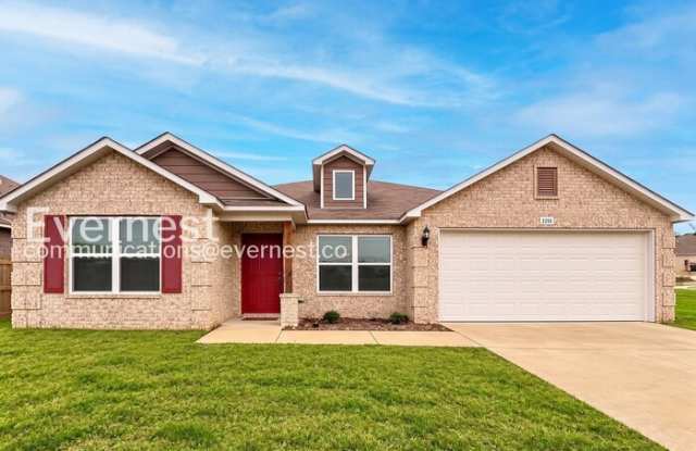 2169 Bentwood Drive Gallery 1