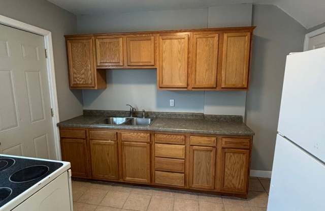 2 Bed, 1 Bath townhouse in Waterloo for rent! photos photos