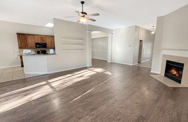 1803 Lookout Forest Gallery 2