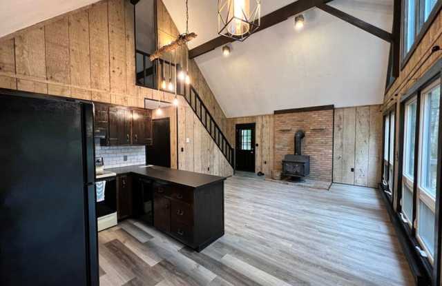 A Frame Chalet for Rent in Amenity Filled Community!!! Gallery 3