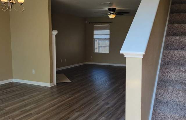 SPACIOUS 4bd/2ba house w in KIlleen with storage shed! Gallery 3