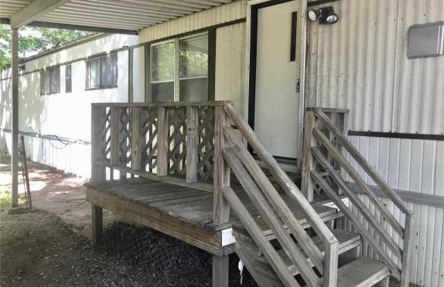206 Meadowbrook Gallery 3