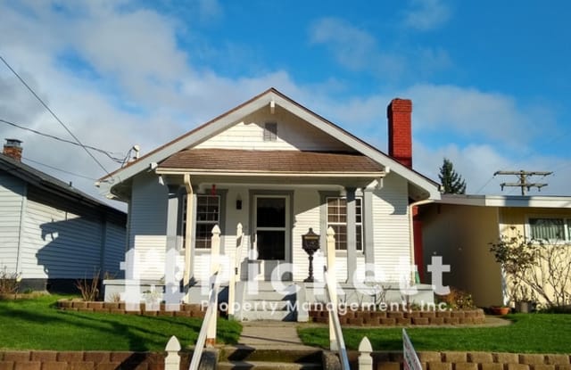 1704 Elizabeth Avenue - 1704 Elizabeth Avenue, Bremerton, WA 98337