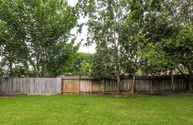 16206 Knollridge Ct - 16206 Knollridge Court, Houston, TX 77053
