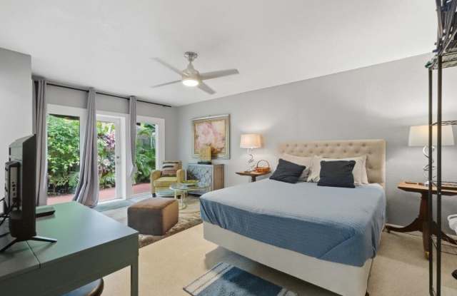 1230 N VICTORIA PARK Road photos photos