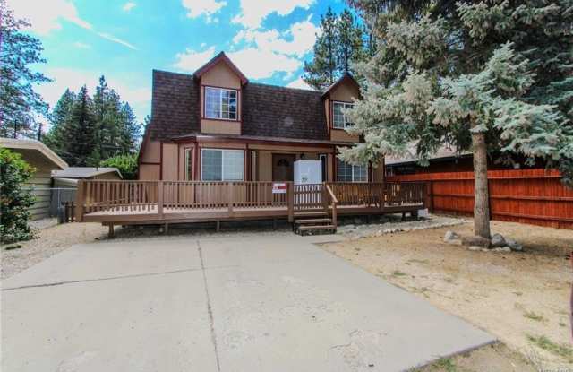 367 West Meadow Lane photos photos
