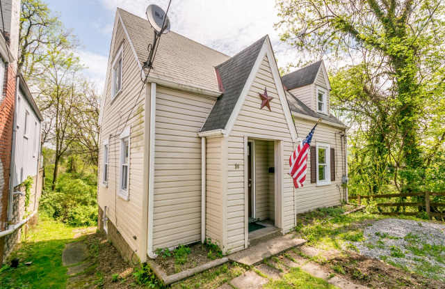 AVAILABLE AUGUST 1ST! DON'T MISS THIS BEAUTIFUL 2-BEDROOM HOME IN CLAIRTON! photos photos