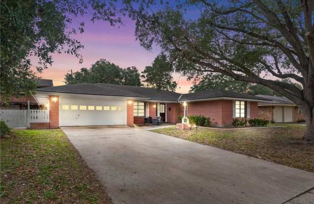 10714 Glenwood Street photos photos