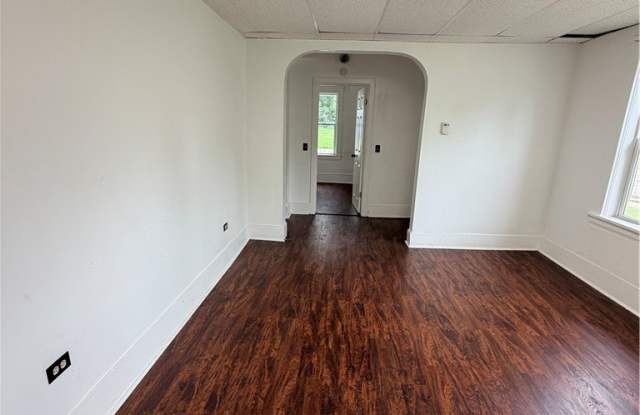6603 Charter Avenue Gallery 4